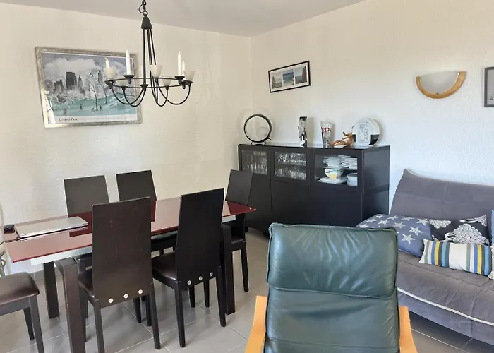 度假居 Rokemar Pardigon